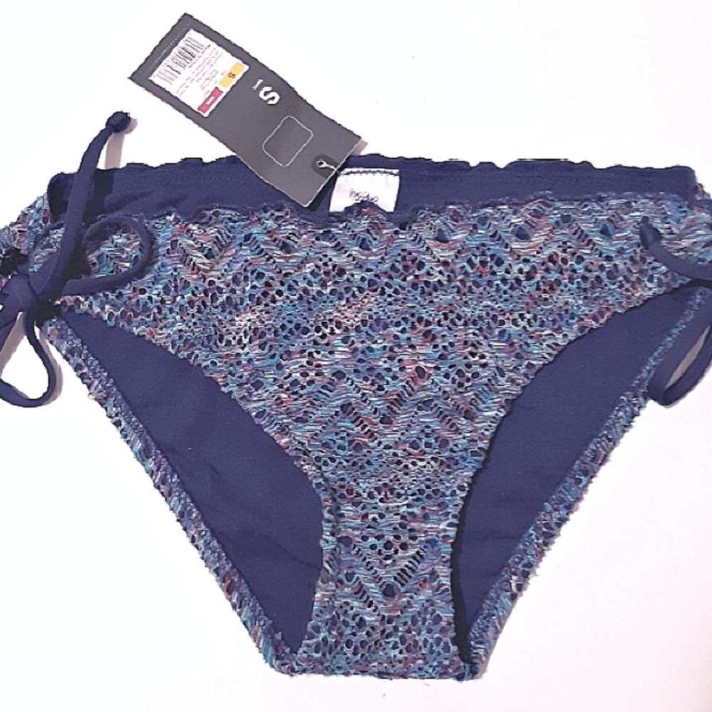 NWT- Mossimo Blue Crocheted Bikini Bottom-S - Picture 2 of 6